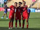মারগাঁওয়ের জওহরলাল নেহরু স্টেডিয়াম যেন নেপালের সমর্থকদের উল্লাসে জেগে উঠেছিল! গ্যালারি মাতানো গোয়ায় বসবাসকারী একঝাঁক নেপালি সমর্থক ভুভুজেলা বাজিয়ে ম্যাচজুড়ে সুরের ঝড় তুললেন, আর সেই চাঙা শক্তিতে মাঠ মাতাল তাদের মেয়েরা।
